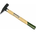 Молоток слесарный с деревянной ручкой 300 г