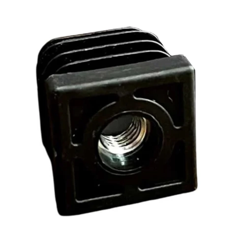 Заглушка для труб квадратная 40х40 мм с резьбой М10 фото 1