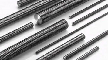 Шпилька метизная