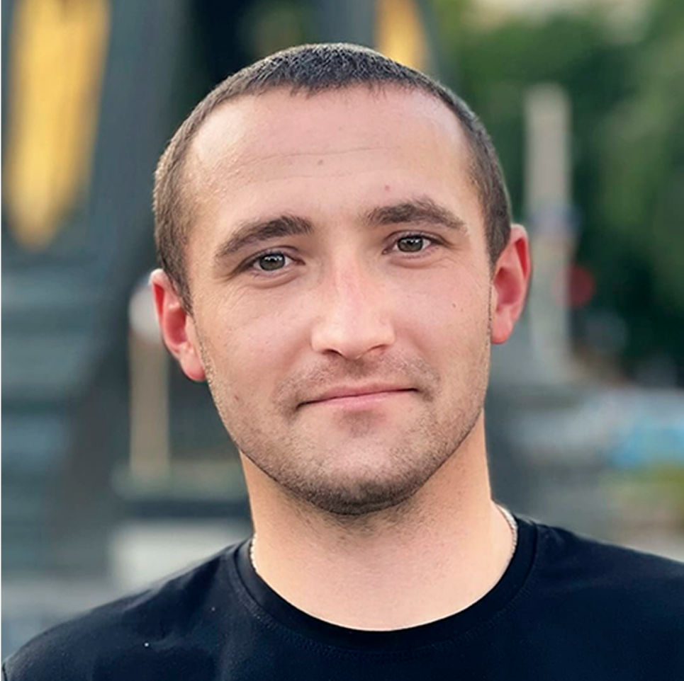 Менеджер Коваленко Анатолий